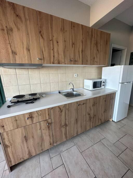 Skiathos Poseidon Apartment מראה חיצוני תמונה